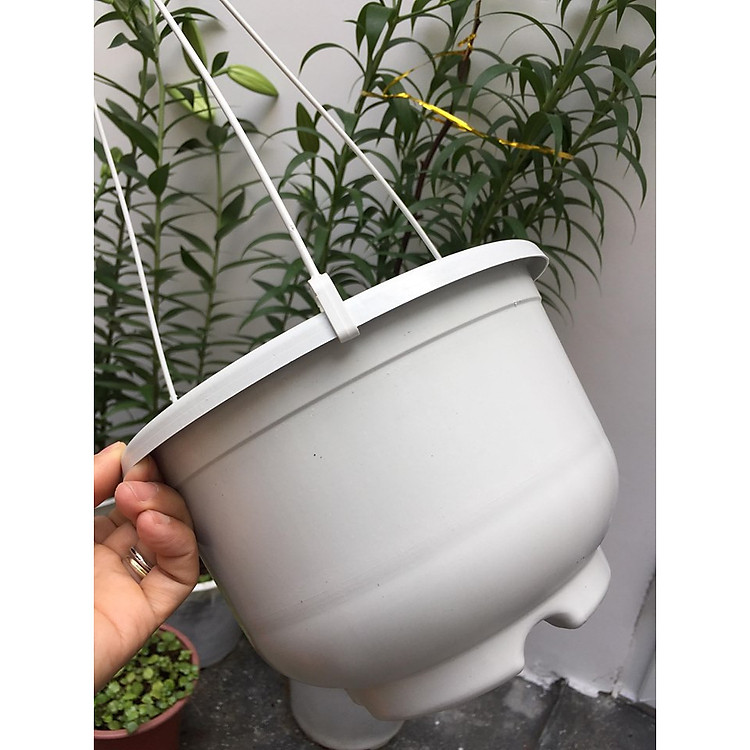 5 chậu nhựa treo tròn móc kẹp 21x14cm màu trắng