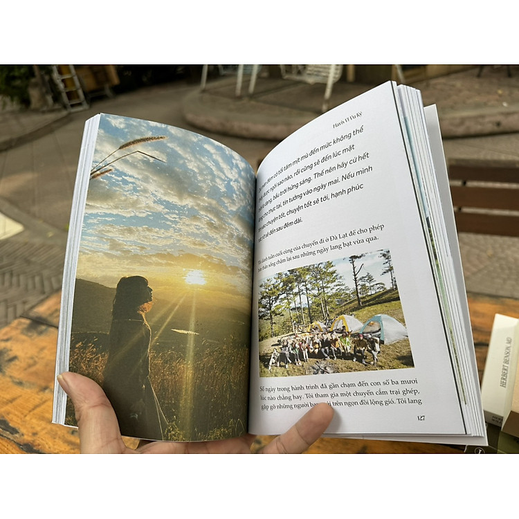 VẠN DẶM ĐƯỜNG TỪ MỘT BƯỚC CHÂN - Mavis ViVu Ký - Ảnh 4