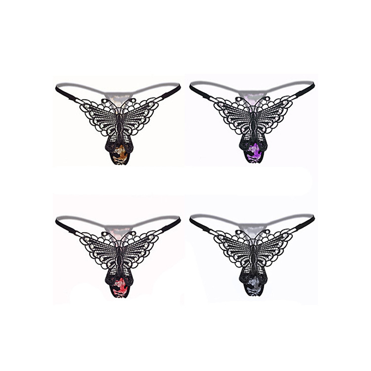 Quần lót nữ hình bướm lọt khe