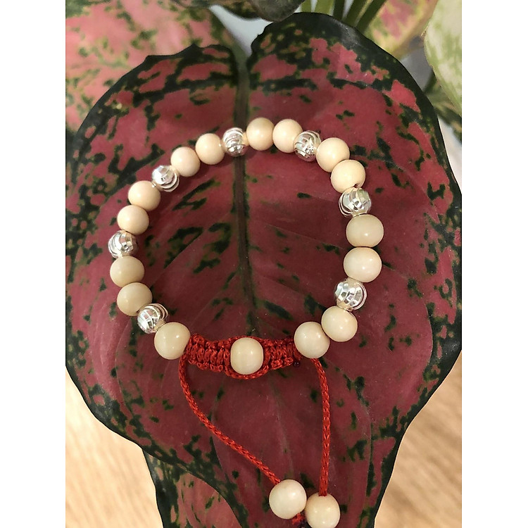 Vòng Dâu Tằm 9 Bi Bạc Cho Bé Gái