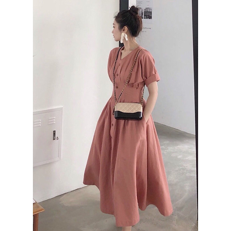 Đầm hồng ruốc xếp li form dài