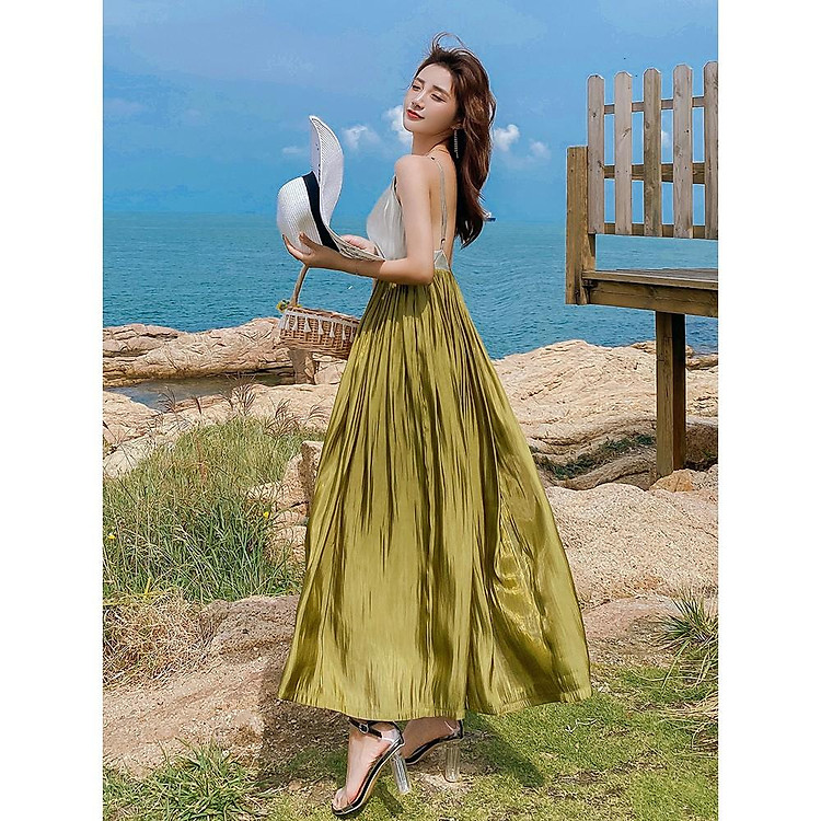 Đầm hở lưng đi biển Pastel sang chảnh