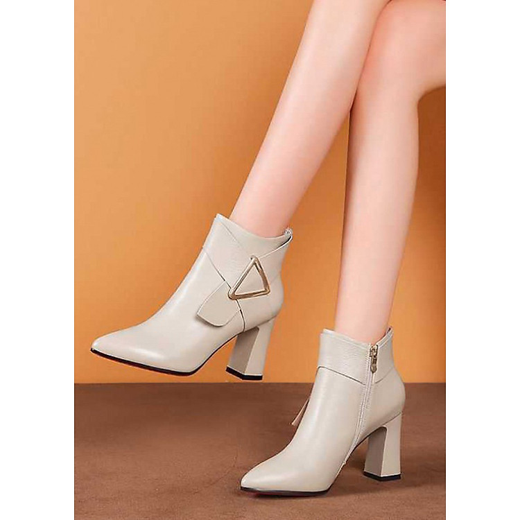 Giày boot nữ thiết kế đơn giản cá tính-0496852