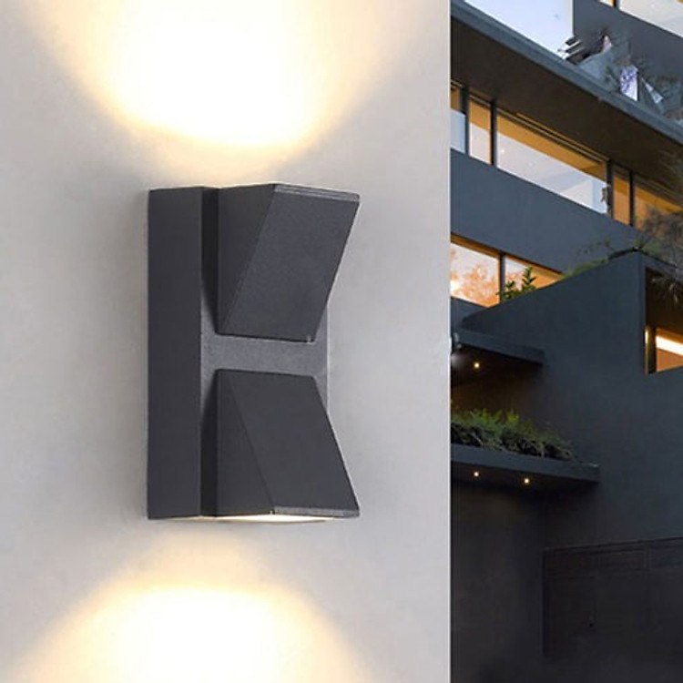 Đèn gắn tường ngoài trời hiện đại hình cái nơ hắt hai đầu.
