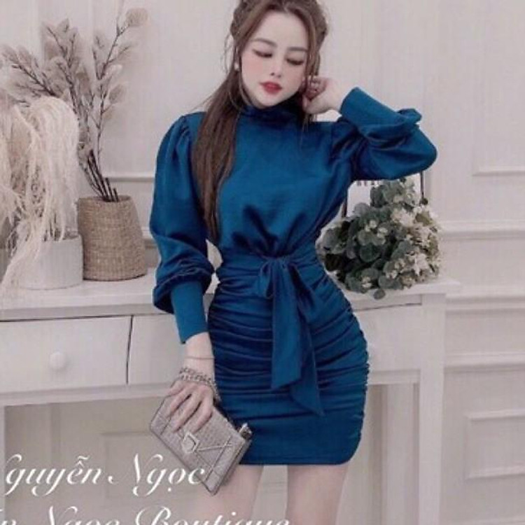 váy lụa nhún sườn hở lưng