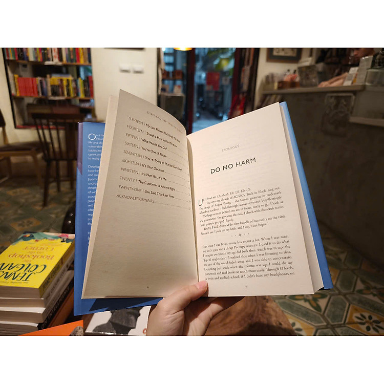 Everything That Makes Us Human: Case Notes of a Children's Brain Surgeon - Ảnh 6