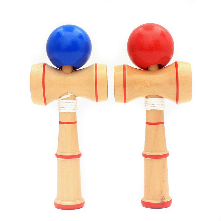 Đồ chơi tung hứng Kendama Nhật Bản gỗ 13cm (Màu Ngẫu Nhiên)