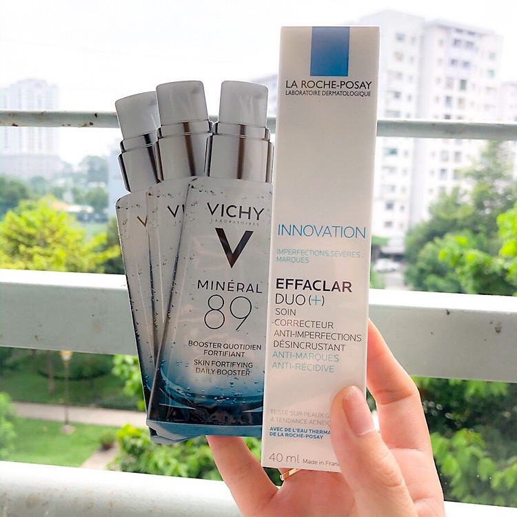 Kem Dưỡng Giảm Mụn, Ngừa Thâm, Thông Thoáng Lỗ Chân Lông La Roche-Posay Effaclar Duo+ 40ml + Tặng 3 sản phẩm mineral 89 1.5ml
