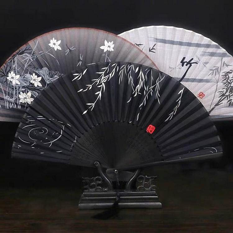 Quạt cổ trang dây tuyến lá liễu ven hồ quạt trúc xếp cầm tay phong cách Trung Quốc