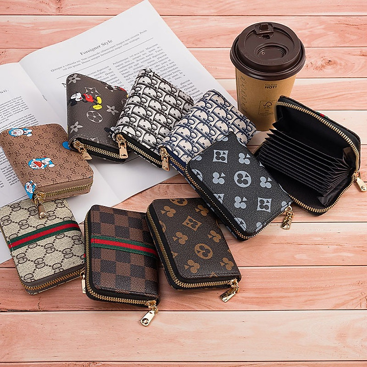 Ví da ngắn mini cầm tay nữ nhiều ngăn da PU cao cấp, chất da mềm mịn .dùng đựng thẻ , giấy tờ xe , đựng tiền nhỏ gọn và tiện lợi phong cách nữ tính, trẻ trung , hiện đại