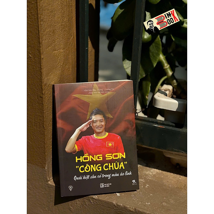 HỒNG SƠN "CÔNG CHÚA" - Quái Kiệt Sân Cỏ Trong Màu Áo Lính