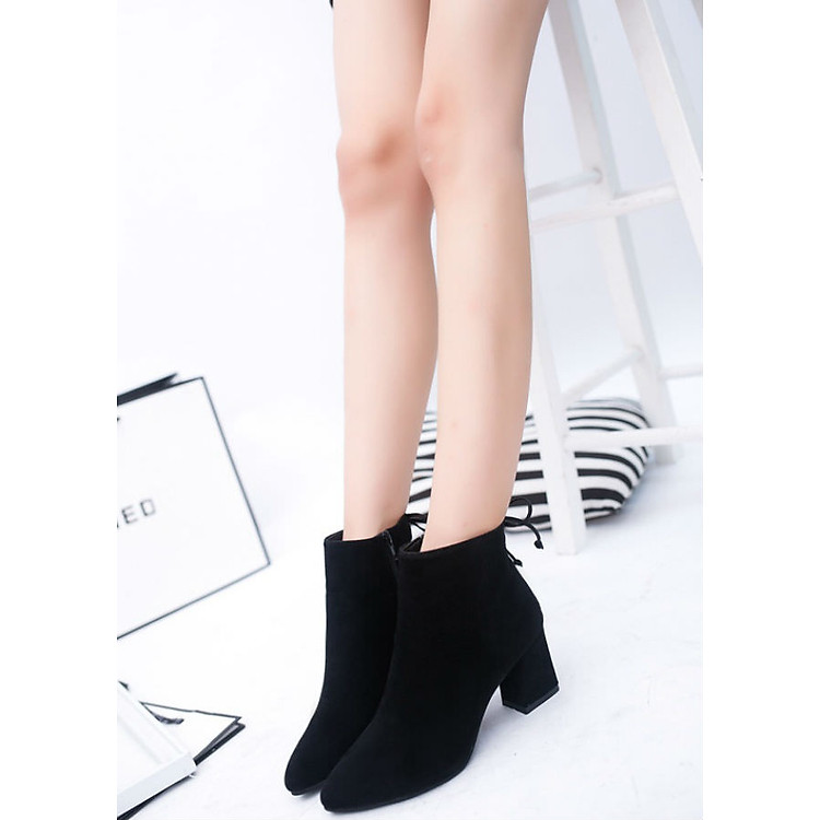 Giày Boot Nữ Yamet YRB-319B - Đen