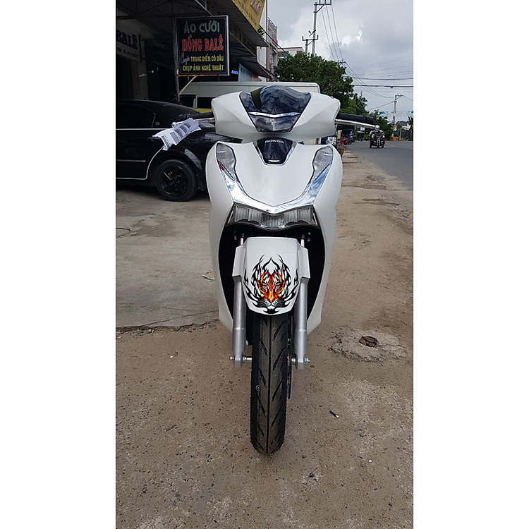 Tem đầu hổ dán mõm xe, trang trí xe máy, ô tô nhiều kích thước hình hổ lửa trang trí xe tải nhiều kích thước chất liệu decal ngoài trời