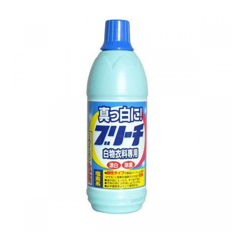 Dung Dịch Tẩy Trắng Quần Áo Nhật Bản 600ml