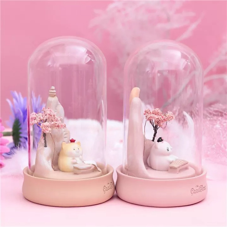 Hộp Trang Trí Mèo Hoàng Gia Trong Lồng Kính Có Đèn - Ảnh 5