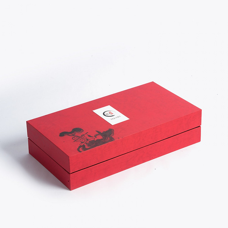 TRÀ VIỆT Hộp Quà Tứ Quý - Hồng Trà Hà Giang - Trà Ô Long - Trà Nõn Tôm - Trà Tuyết