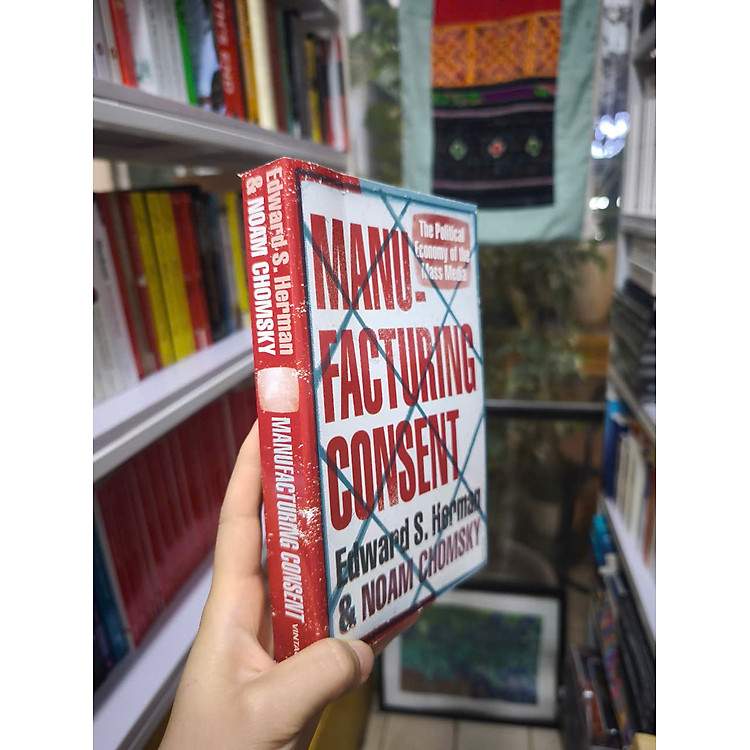 Manufacturing Consent: The Political Economy of the Mass Media - Ảnh 4