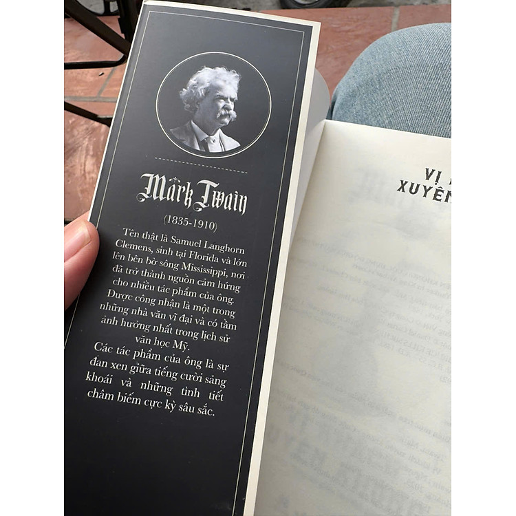 VỊ KHÁCH XUYÊN KHÔNG - Ảnh 2