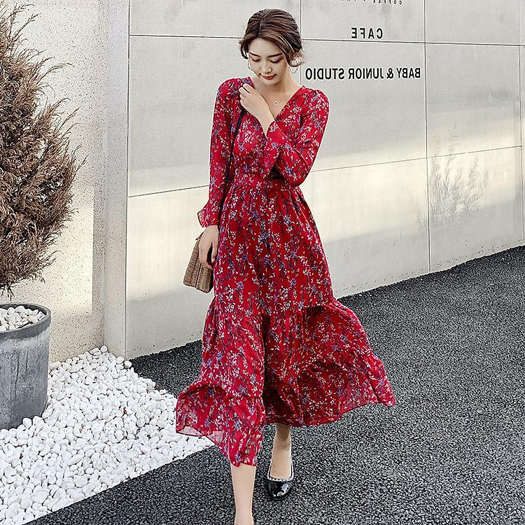 Váy một mảnh cổ chữ V hoa 2023 được ưa chuộng qua đầu gối trang phục xuân thu đông mẫu mới váy dài tay ôm eo thon gọn váy cạp cao