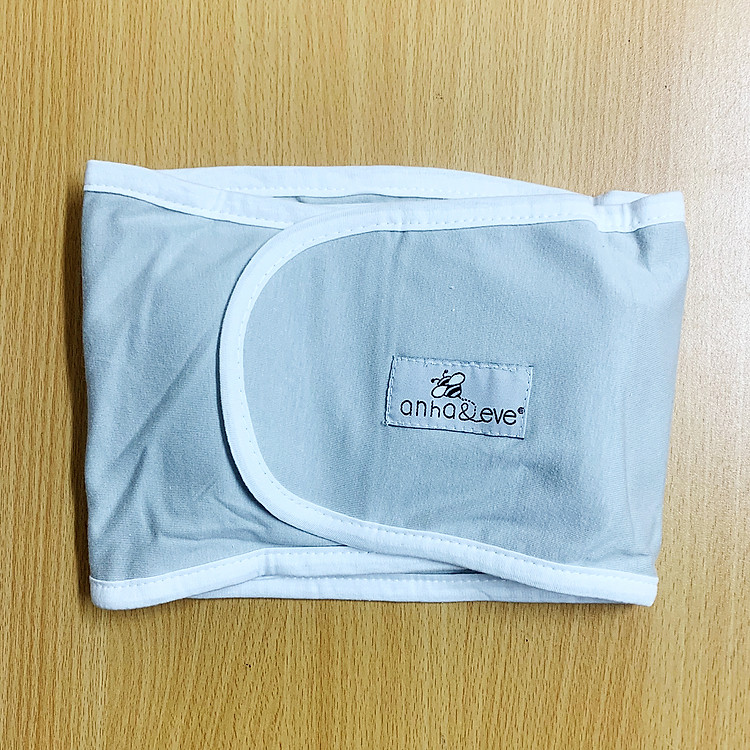 Ủ quấn chống giật mình cho bé