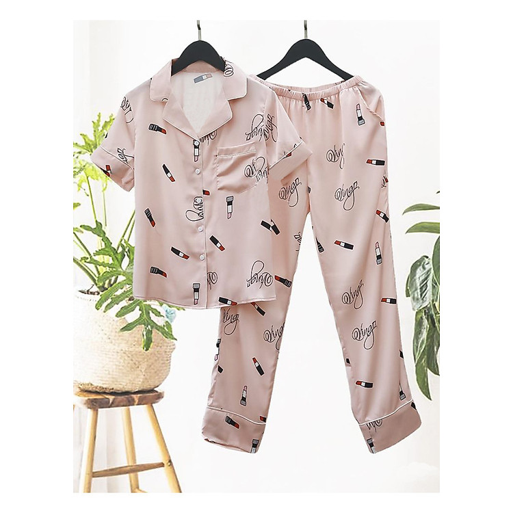 Bộ ngủ lụa thu đông cao cấp tay cộc quần dài họa tiết hình son môi vingo H090