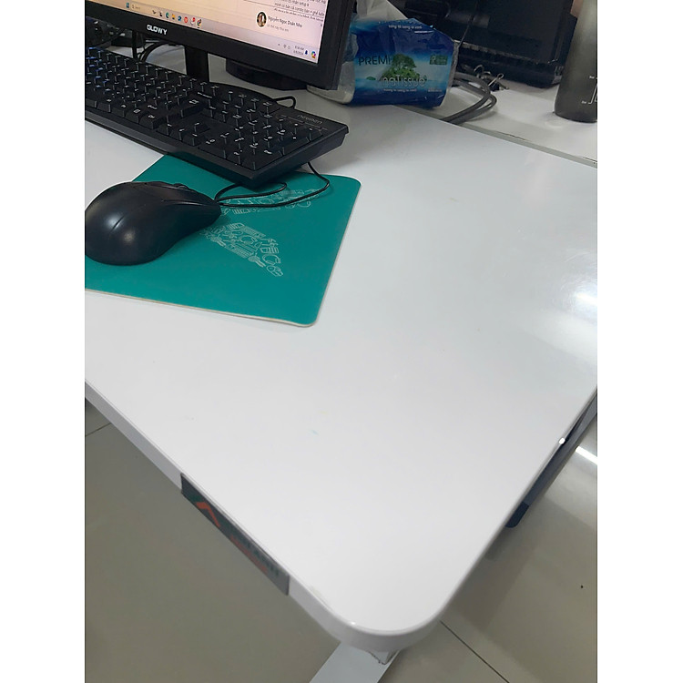 Mặt bàn Acrylic nhiều kích thước, màu đen, trắng