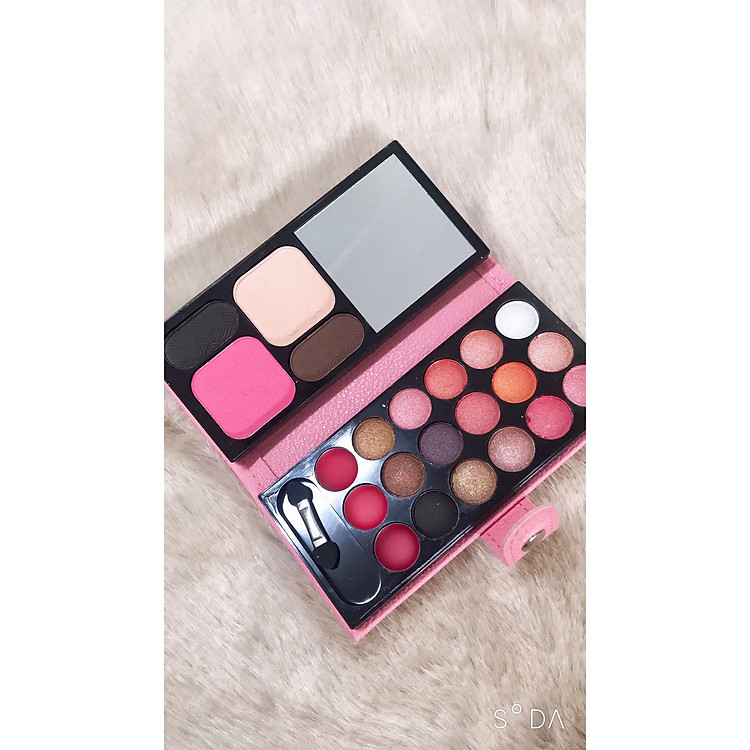 Bảng phấn trang điểm 5in1