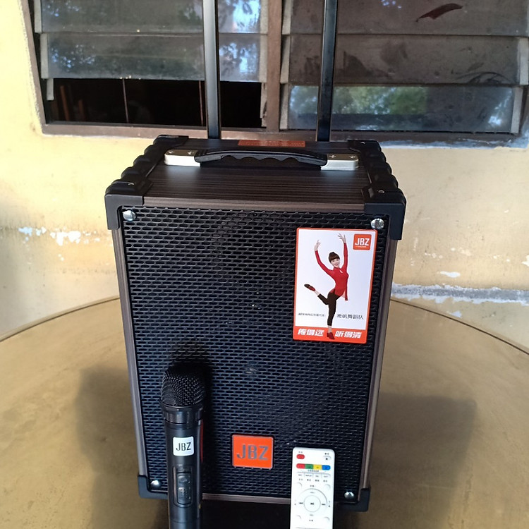 LOA KARAOKE DI ĐỘNG JBZ 106 KÈM 1 MCIRO KHÔNG DÂY - HÀNG NHẬP KHẨU