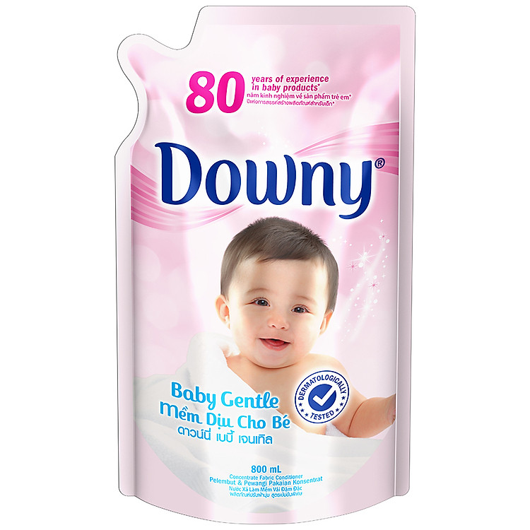 Nước Xả Vải Mềm Dịu Cho Bé Downy Túi 800ml
