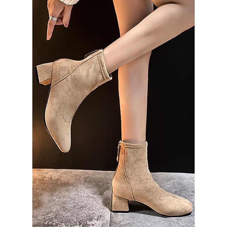Giày boot nữ cao cổ phong cách thời thượng,dể phối thời trang-9600850