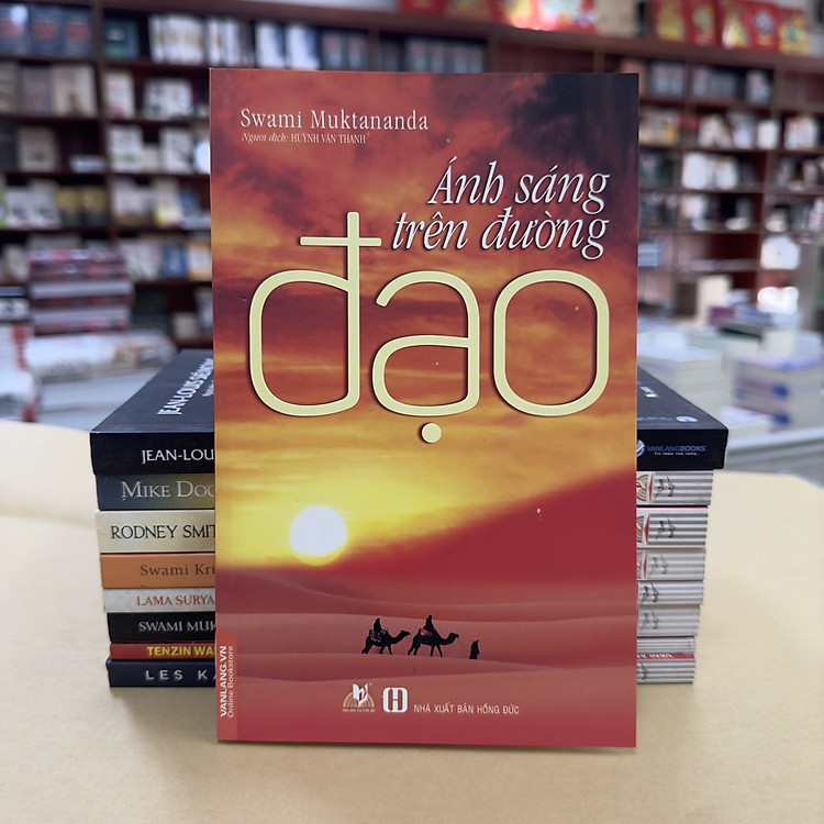 Ánh Sáng Trên Đường Đạo - Ảnh 4