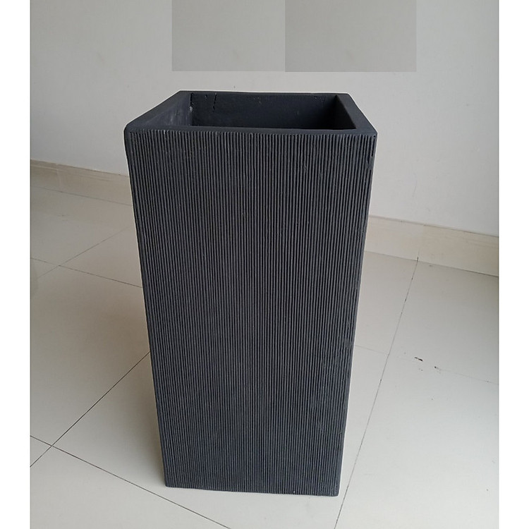 Chậu Vuông Xi Măng Trụ Sọc Đứng Màu Xám