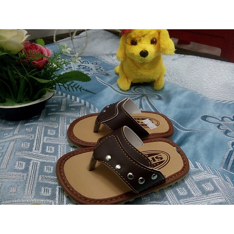 Dép Da Xỏ Ngón Bé Trai