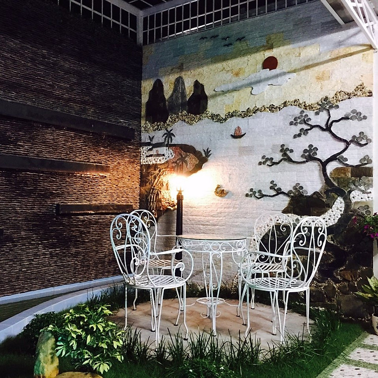 Bộ bàn ghế sân vườn sắt có tay