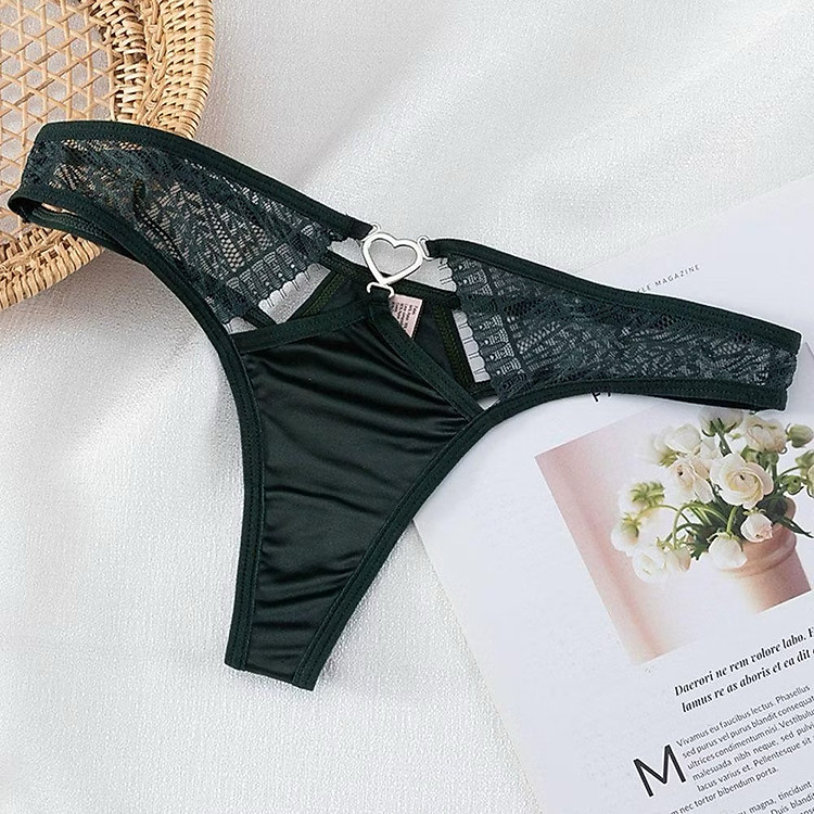 Quần Lọt Khe Q8158 Lụa Phối Ren Đính Khuyên Trái Tim Sexy