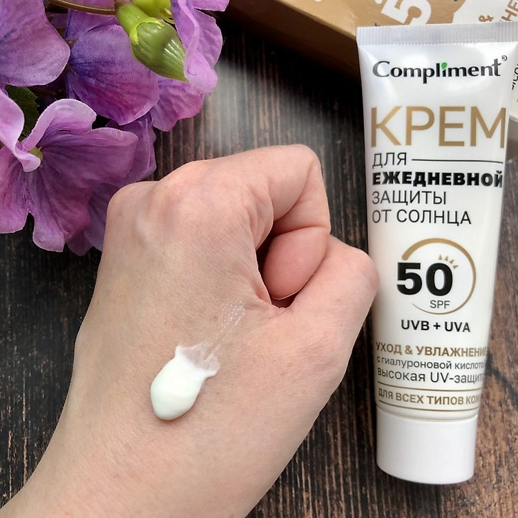 Kem chống nắng phổ rộng Nga SPF 50 SPF 45 Compliment Fito 50ml