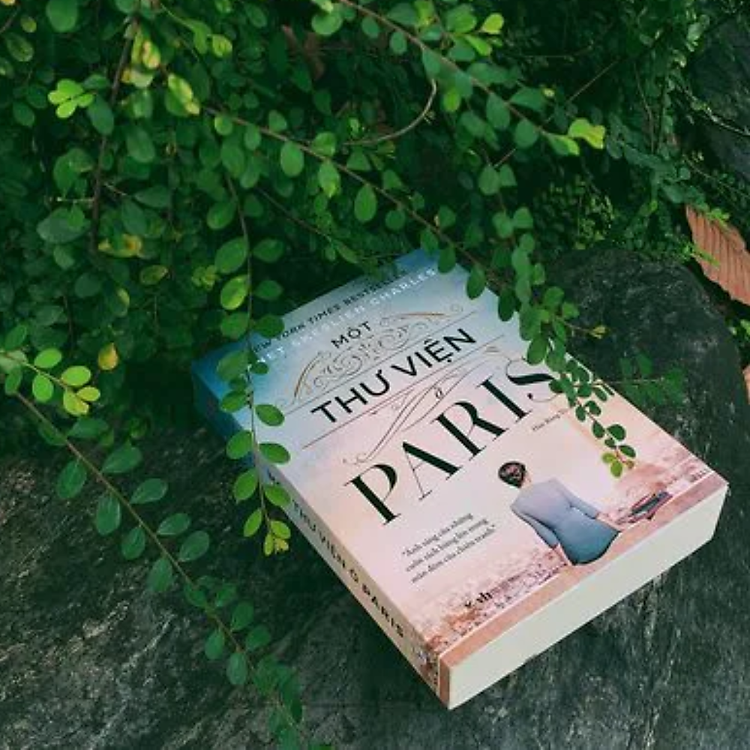 Một Thư Viện PARIS - Ánh Sáng Của Những Cuốn Sách Bừng Lên Trong Màn Đêm Của Chiến Tranh - Ảnh 3