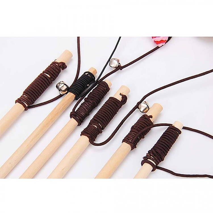 Cần câu cho mèo thanh gỗ (mẫu giao ngẫu nhiên)