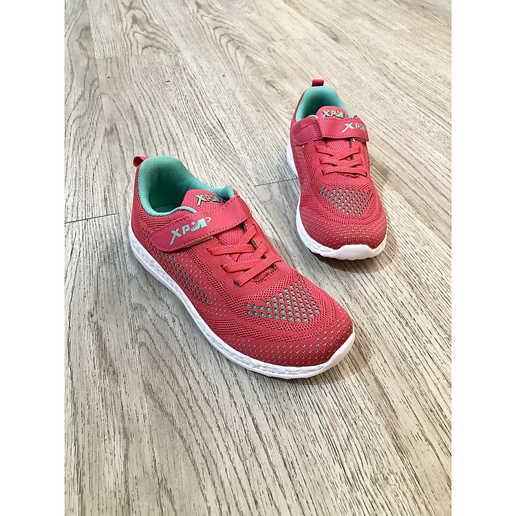 Giày thể thao năng động cho bé 002