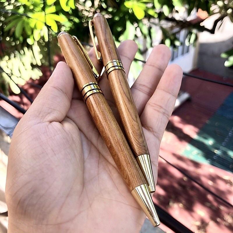 Bút Ký Gỗ Bách Xanh Nắp Xoay (PE994X) - Ảnh 6