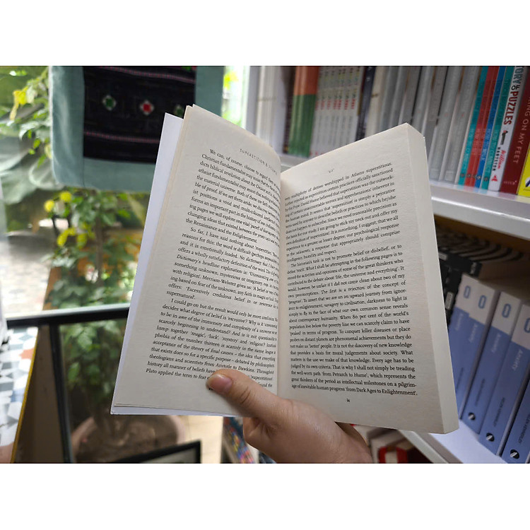 Superstition and Science: Mystics, sceptics, truth-seekers and charlatans - Ảnh 5