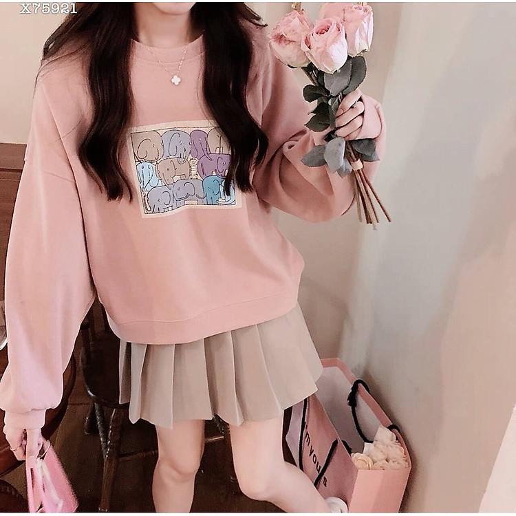 SET CHÂN VÁY NGẮN XẾP LY + ÁO THUN FORM RỘNG IN MÀU HỒNG TAY DÀI DẠO PHỐ DỰ TIỆC