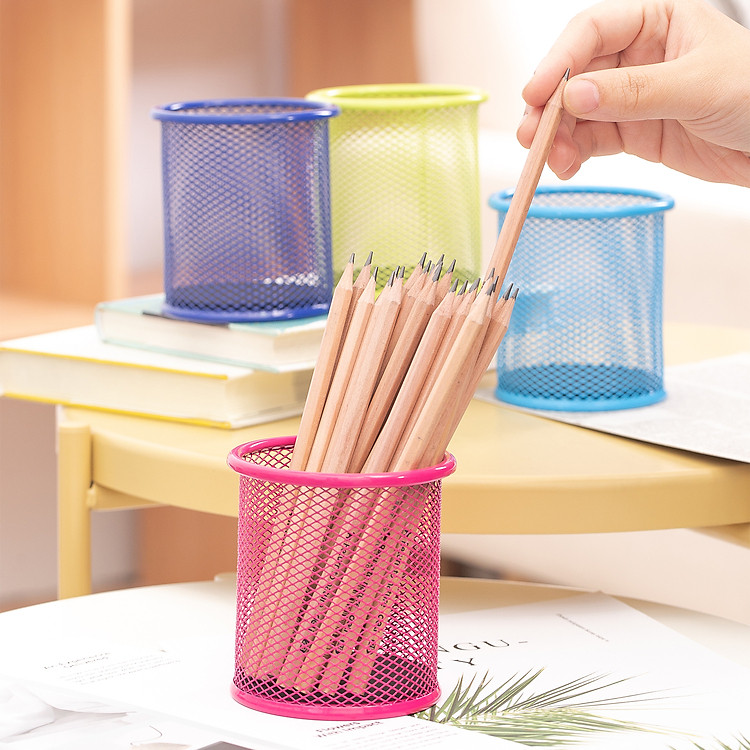 Cốc Cắm Bút Kim Loại Deli (1 cái)