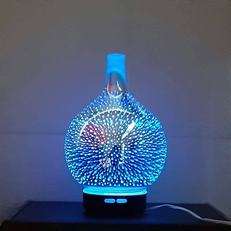 Máy khuếch tán thủy tinh pha lê Noel (Tặng 2 chai tinh dầu nhập kèm theo)