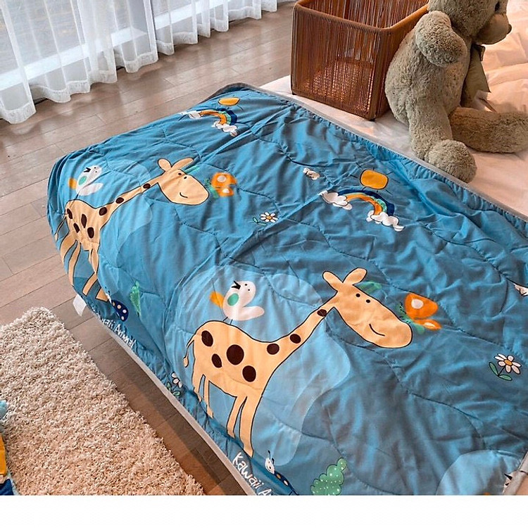 Chăn Hè Cotton Đũi Cho Bé Siêu Mềm Mịn Họa Tiết Hươu Cao Cổ