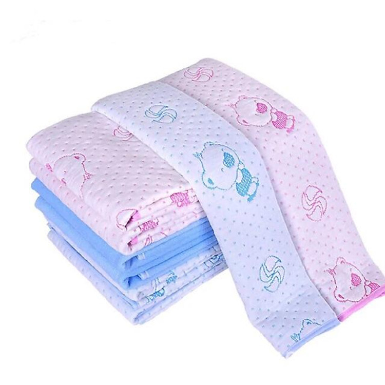 Tấm lót chống thấm 4 lớp cho bé 50x70cm