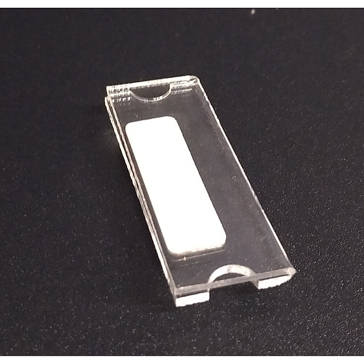 Thẻ tên mica đeo ngực (10 chiếc)