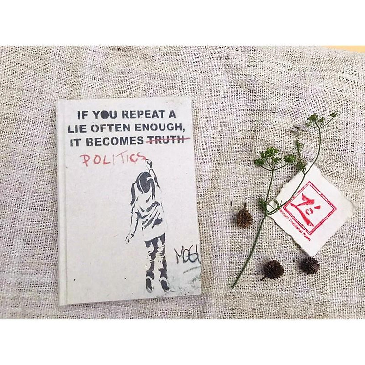 Sổ Tay Giấy Dó Politics – Banksy Collection (M 11×16)