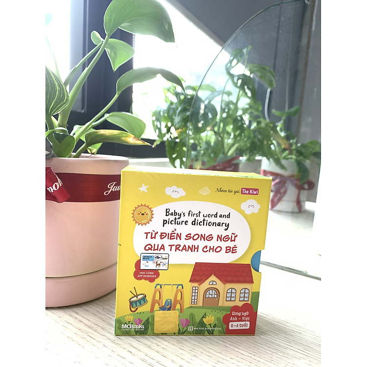 Từ điển song ngữ qua tranh cho bé - Baby's first words and picture dictionary - Ảnh 2