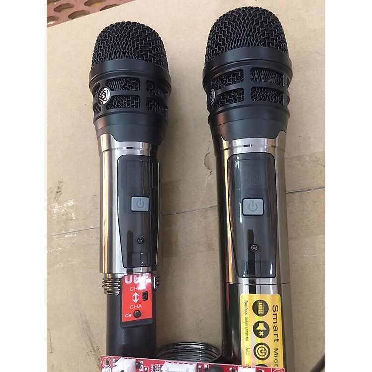 Micro loa kéo cực hay Q35 sóng mạnh xa UHF đôi nhôm đa năng kèm board